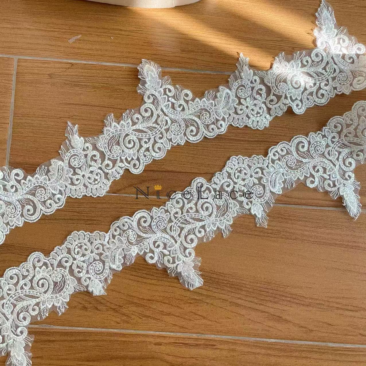 Wedding Water Supply - 1 yard ivory Embroidery Lace Exquisite