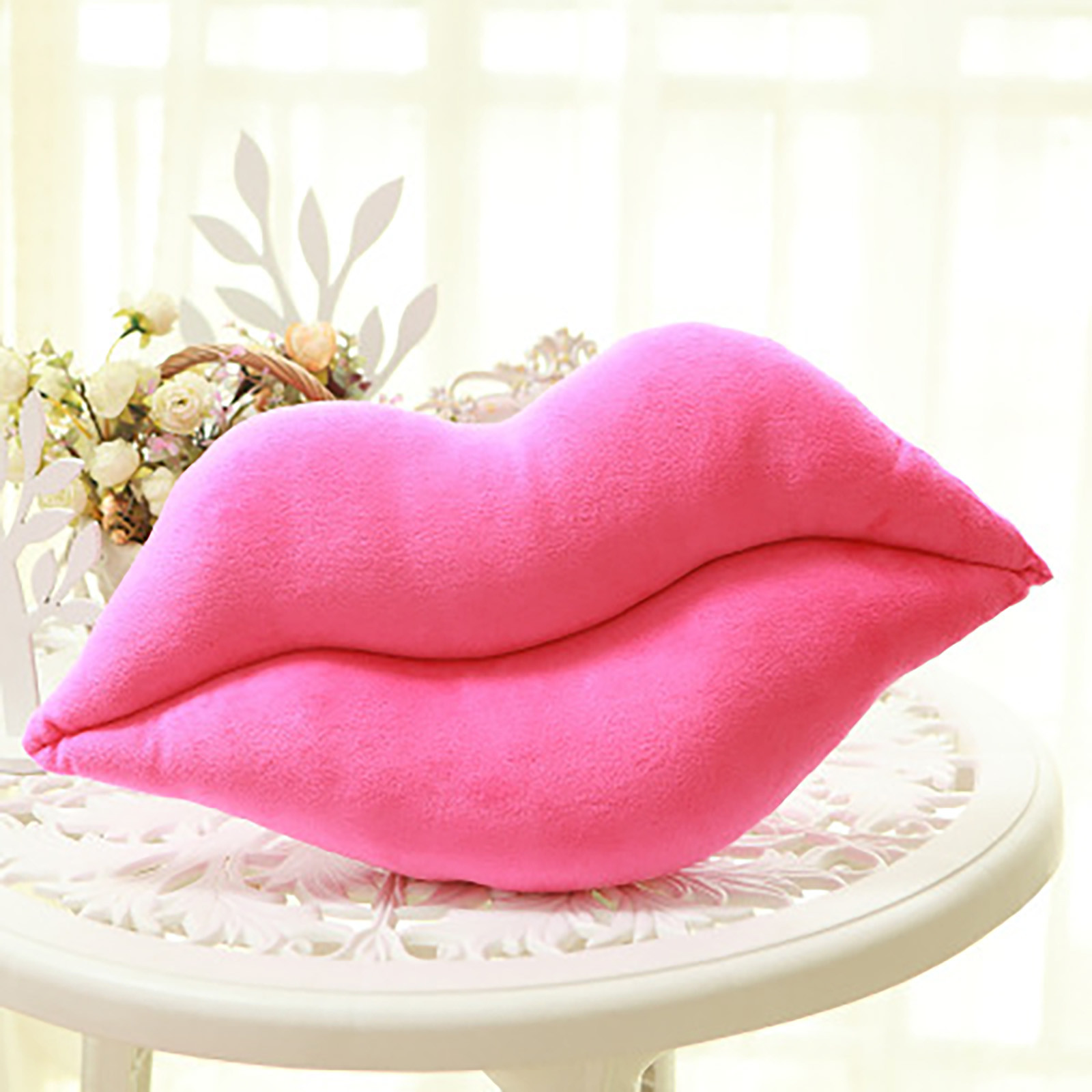 30/50cm Valentine's Day Throw  - огляд і ціна Wedding Hampers