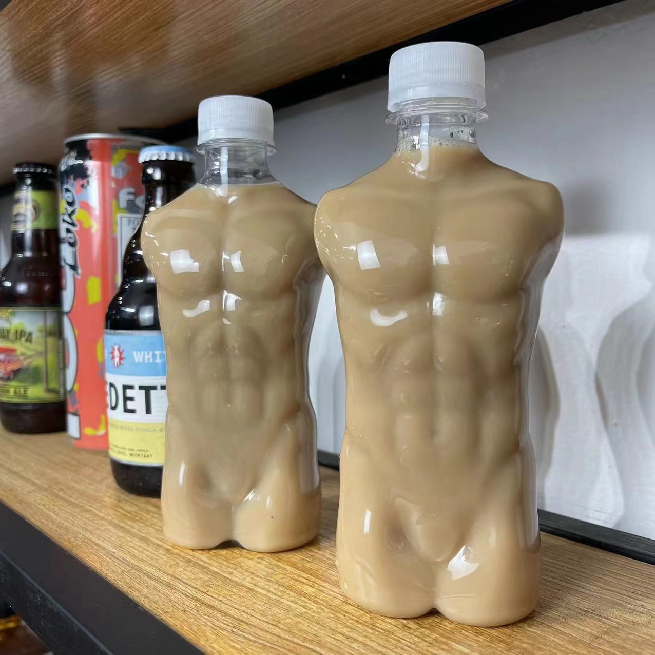 Creative Funny Muscle Man Wate - огляд і ціна Wedding Water Supply
