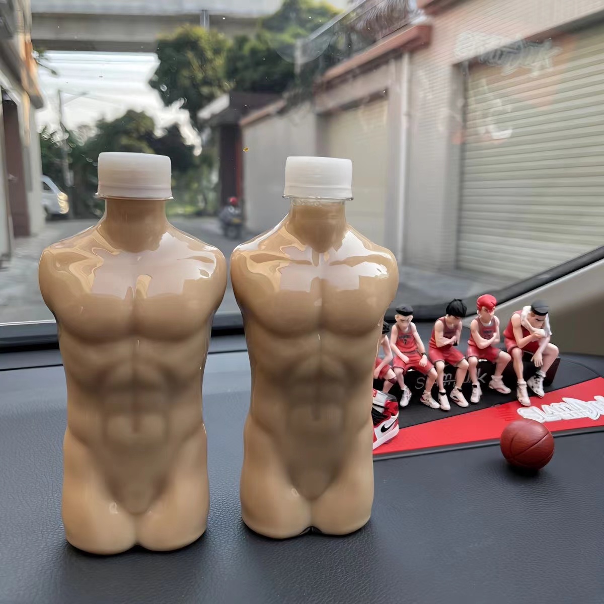 Creative Funny Muscle Man Wate - огляд і ціна Wedding Water Supply